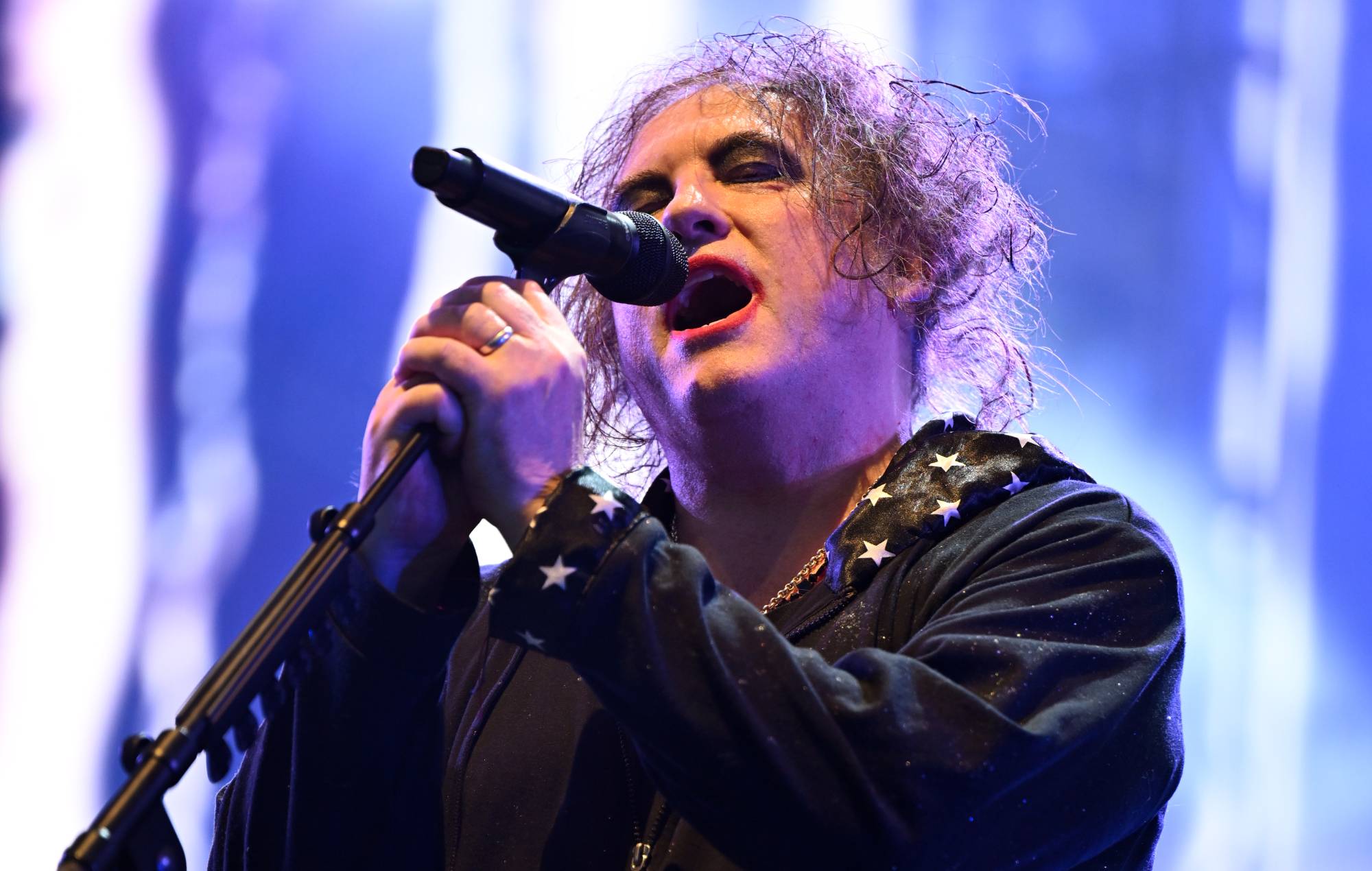 Роберт Сміт з The Cure не чакае шоу Крыса Марціна ў перапынку чэмпіянату свету