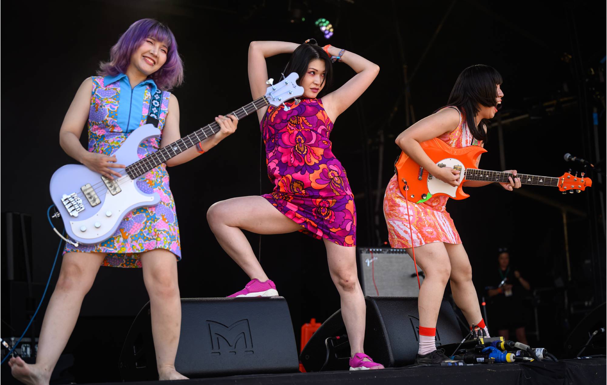 Otoboke Beaver прыносіць прабачэнні за кіданне гітары і шпіталізацыю фаната