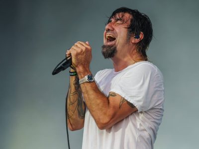 Глядзіце, як Deftones граюць “Risk” упершыню з 2011 года, калі яны пачынаюць еўрапейскі тур летам 2026 года