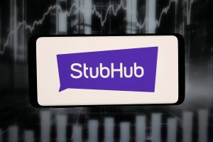 Паведамляецца, што StubHub выдаткоўвае мільёны на тое, каб спыніць абмежаванне коштаў перапродажу білетаў у ЗША
