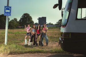 No Na – рэцэнзія на «Island Girl»: альбом з дзвюх палоў, які паказвае на веліч жаночай групы