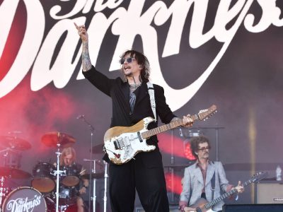 The Darkness анансуюць нечаканае інтымнае шоу “Crock Of Hits” у Лонданскім клубе молі