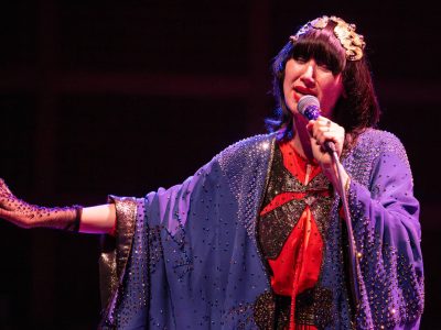 Yeah Yeah Yeahs анансуюць выпуск альбома “Hidden In Pieces Live At The Royal Albert Hall”.