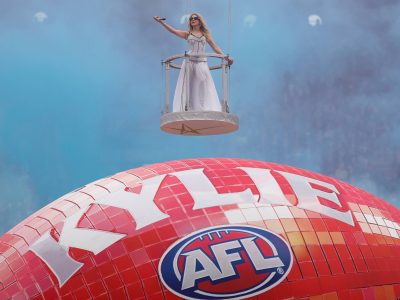 Глядзіце эпічнае выступленне Кайлі Міноўг з Гранд-фіналу AFL