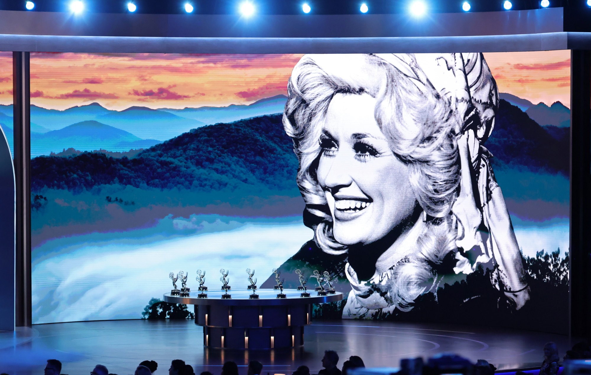 Dolly Parton tribute at the Emmys 2026