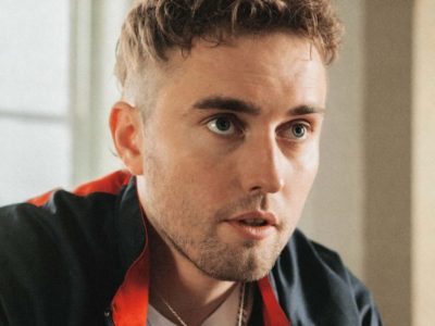 Сэм Фэндэр абвяшчае “Правільны масавы тур па стадыёне” з Wunderhorse