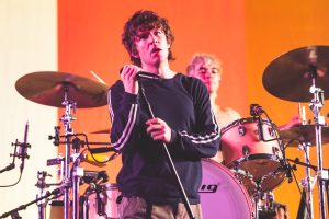 Глядзіце, як Turnstile дэбютуюць у «Saturday Night Live» з песнямі «Birds» і «I Care/Dull»